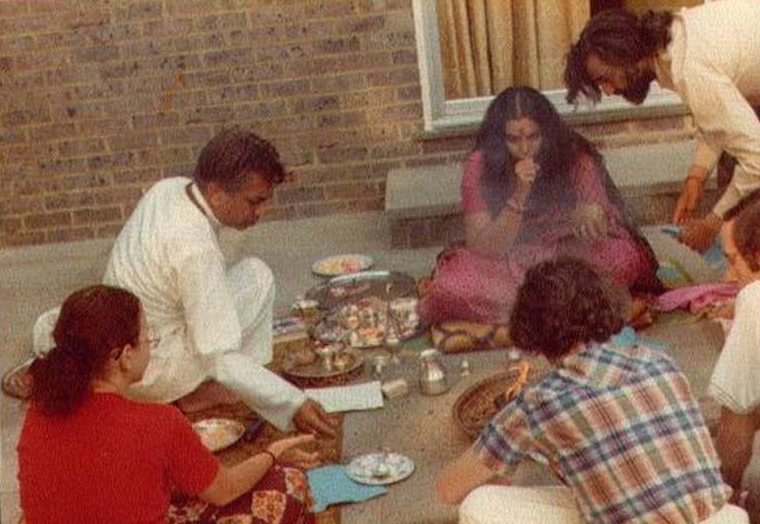First Havan in UK 1975